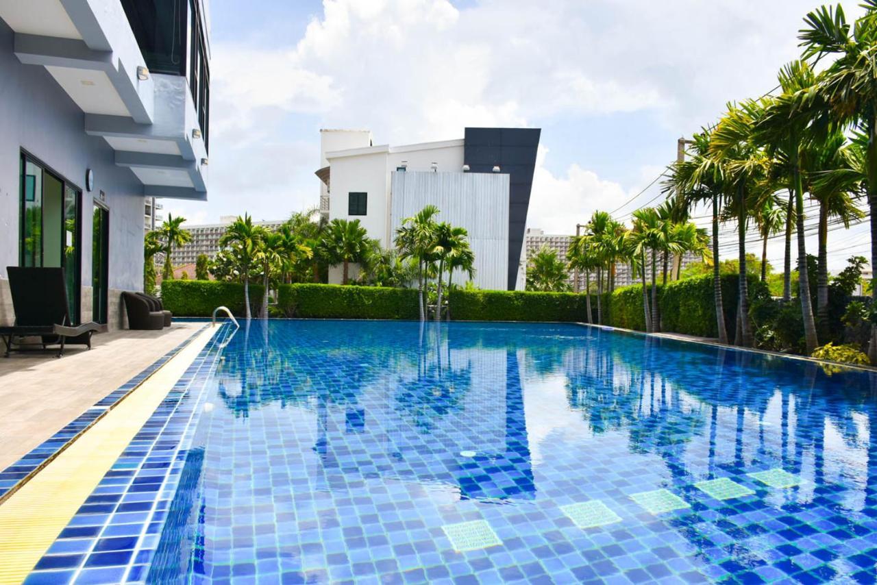 Dusit Grand Condo View Jomtien Beach Exteriör bild