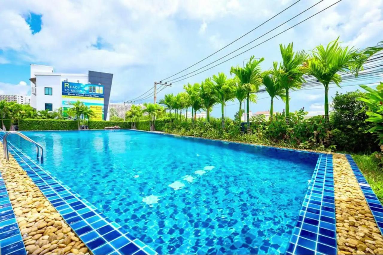 Dusit Grand Condo View Jomtien Beach Exteriör bild