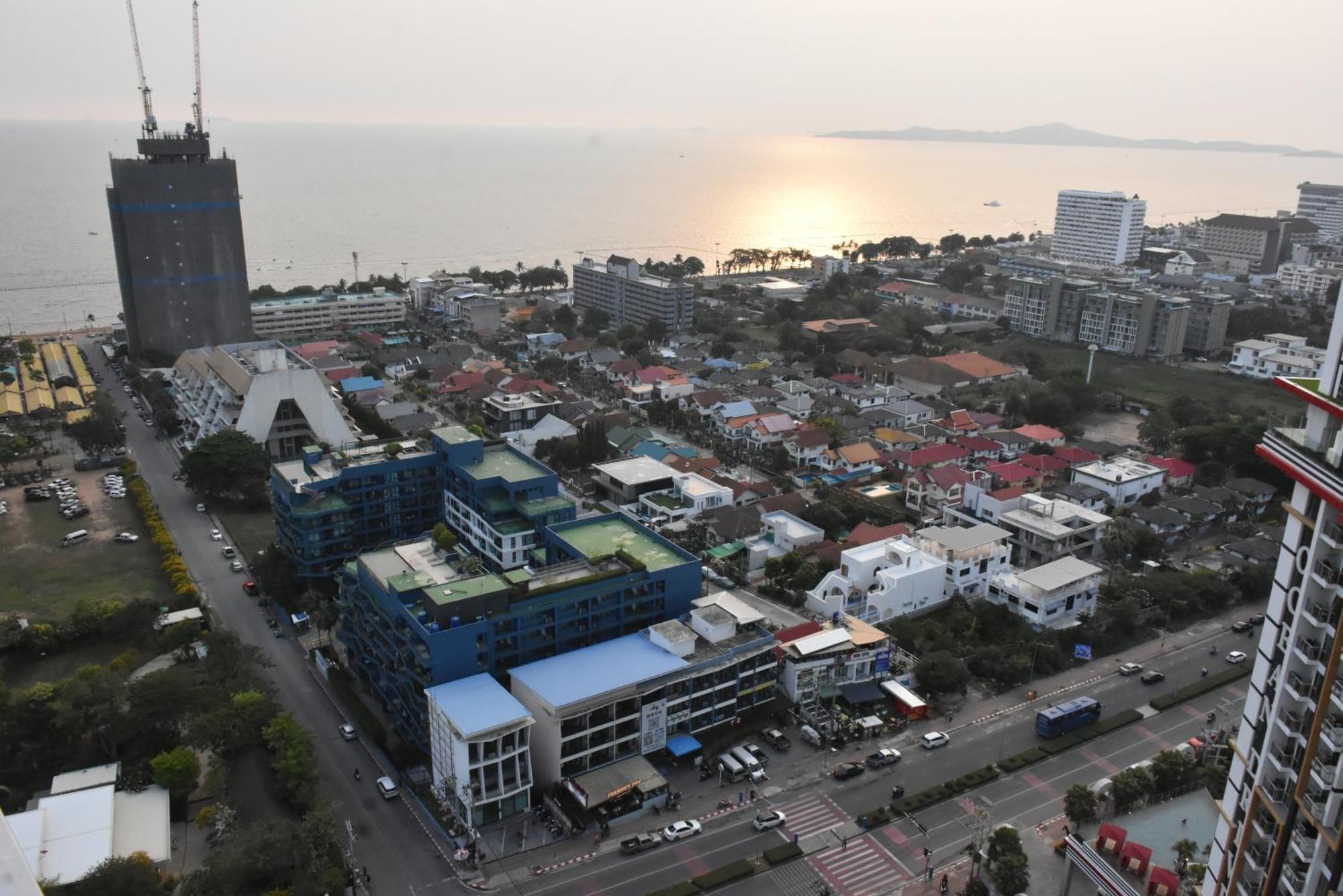 Dusit Grand Condo View Jomtien Beach Rum bild